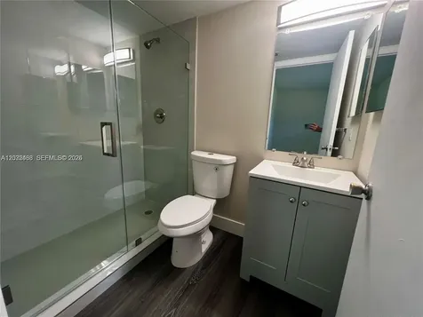 350 W Palm Circle W Pembroke Pines FL 33025