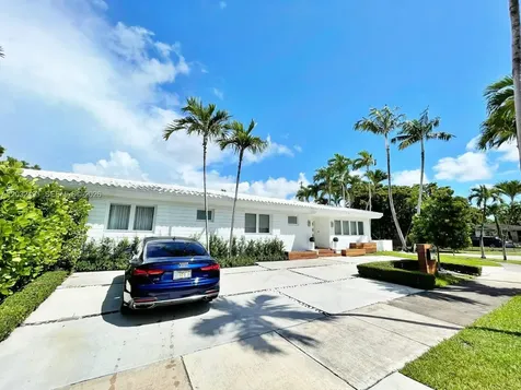 290 E Shore Drive E Miami FL 33133