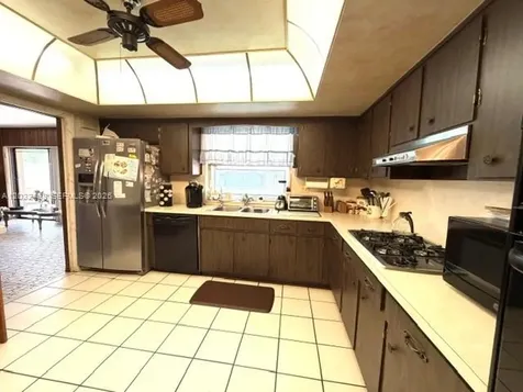 8721 NW 18th Street Pembroke Pines FL 33024
