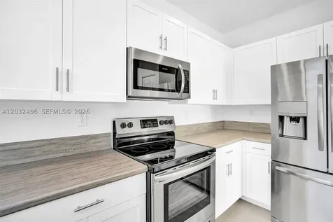 2542 SE 29th Street Homestead FL 33035