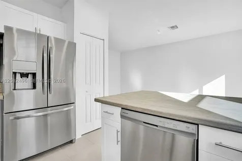 2542 SE 29th Street Homestead FL 33035