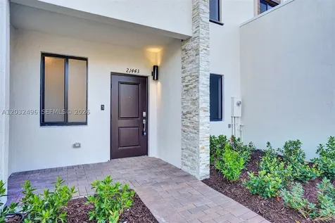 2542 SE 29th Street Homestead FL 33035