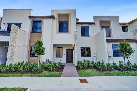 2542 SE 29th Street Homestead FL 33035