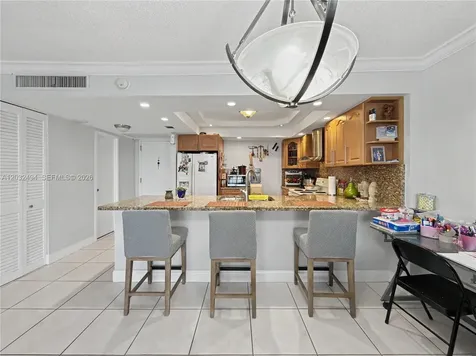 5701 Collins Avenue Miami Beach FL 33140