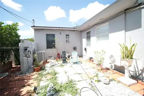 359 E 12th Street Hialeah FL 33010