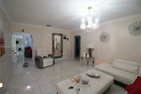 359 E 12th Street Hialeah FL 33010