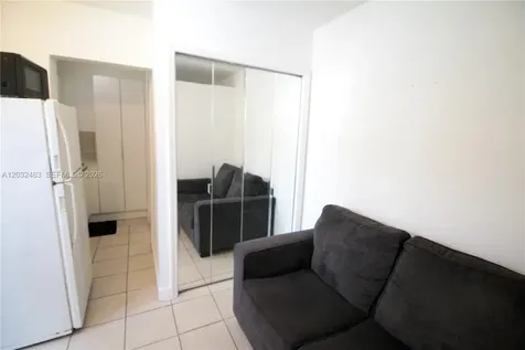 359 E 12th Street Hialeah FL 33010