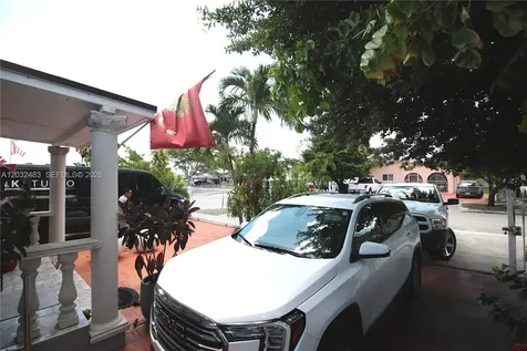 359 E 12th Street Hialeah FL 33010