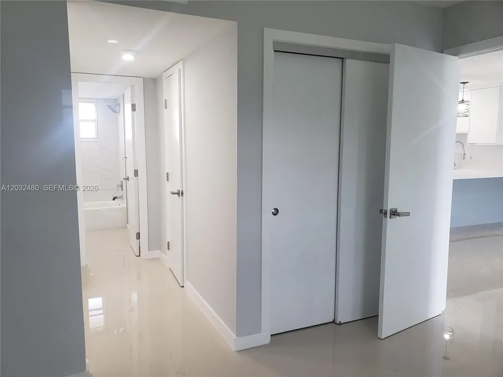 4700 Washington Street Hollywood FL 33021