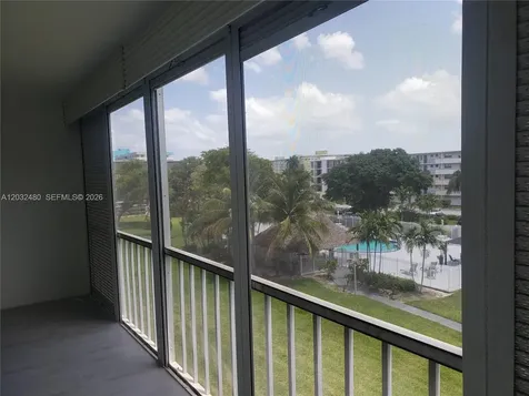 4700 Washington Street Hollywood FL 33021