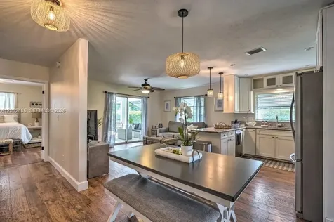 558 102nd Avenue Naples FL 34108