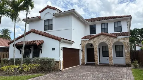 9924 NW 10th Terrace Miami FL 33172