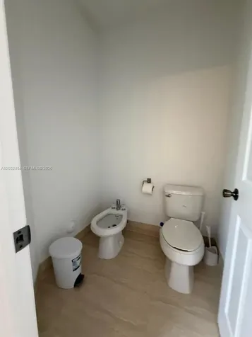 9924 NW 10th Terrace Miami FL 33172