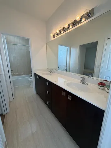9924 NW 10th Terrace Miami FL 33172