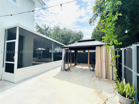 363 NE 35th Terrace Homestead FL 33033