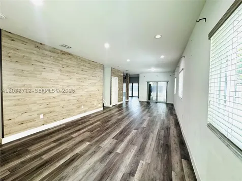 363 NE 35th Terrace Homestead FL 33033