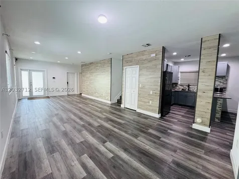 363 NE 35th Terrace Homestead FL 33033