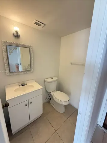 2025 NE 164th Street North Miami Beach FL 33162