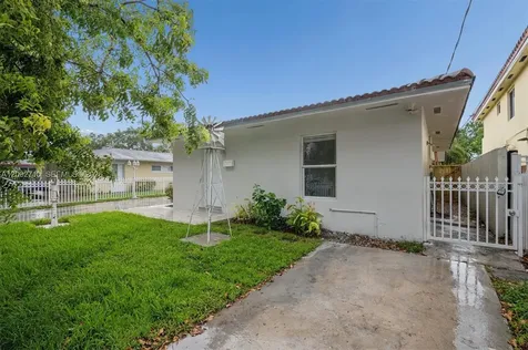 2775 SW 12th Street Miami FL 33135