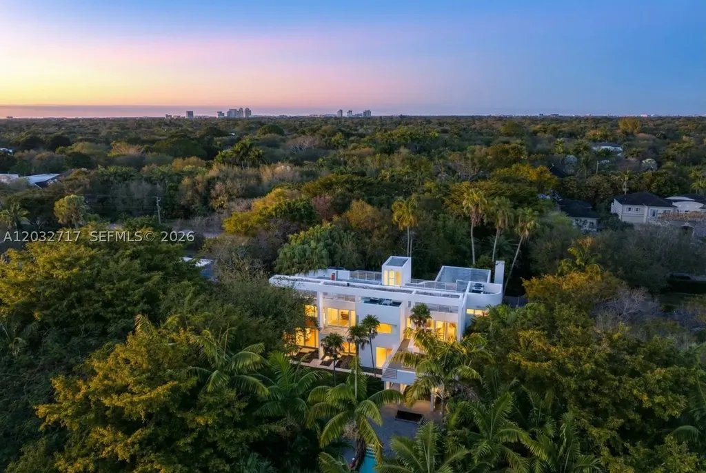 6070 SW 128th Street Pinecrest FL 33156