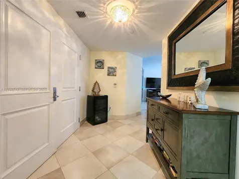 3101 S Ocean Drive Hollywood FL 33019