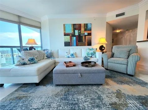 3101 S Ocean Drive Hollywood FL 33019