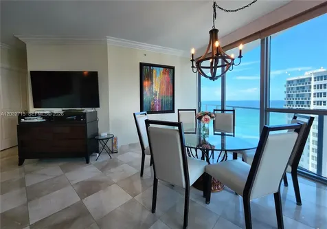 3101 S Ocean Drive Hollywood FL 33019