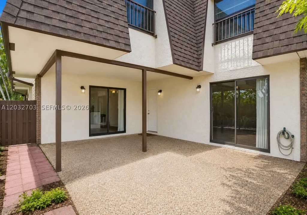 2560 NW 99th Avenue Coral Springs FL 33065