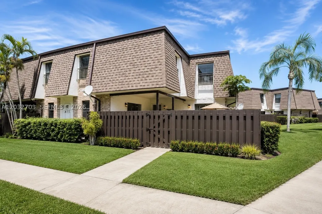 2560 NW 99th Avenue Coral Springs FL 33065