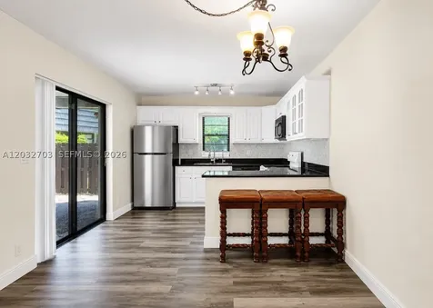 2560 NW 99th Avenue Coral Springs FL 33065