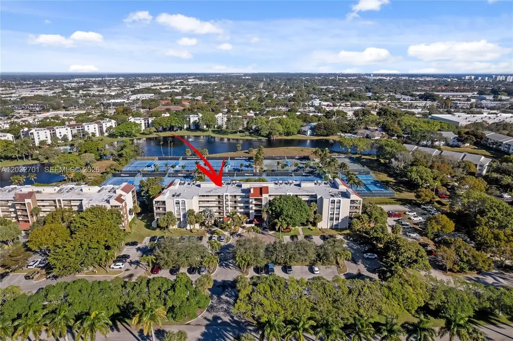825 Egret Circle Delray Beach FL 33444