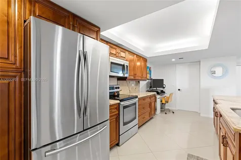 825 Egret Circle Delray Beach FL 33444