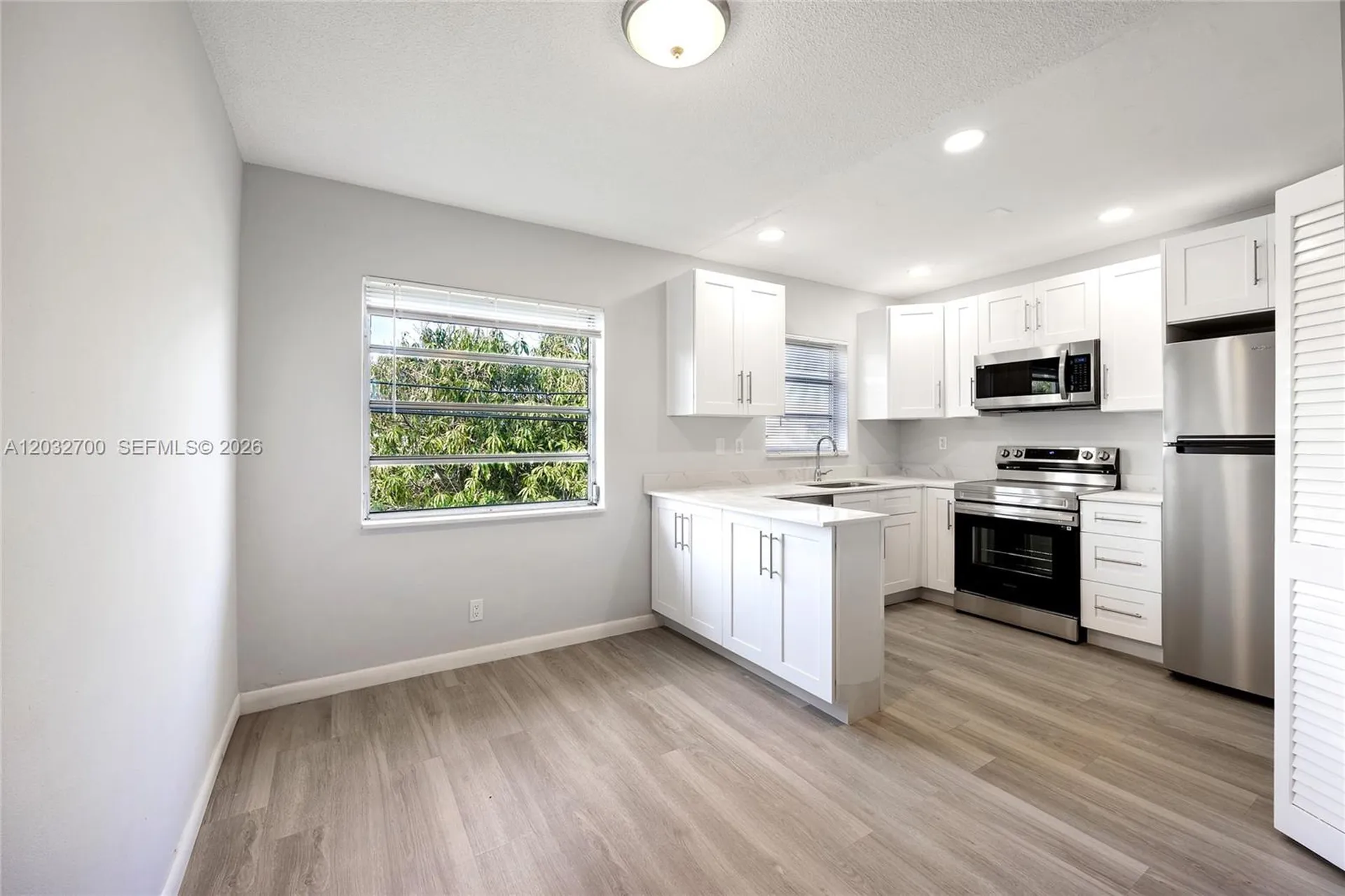 1825 Cleveland Street Hollywood FL 33020