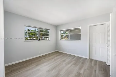 1825 Cleveland Street Hollywood FL 33020