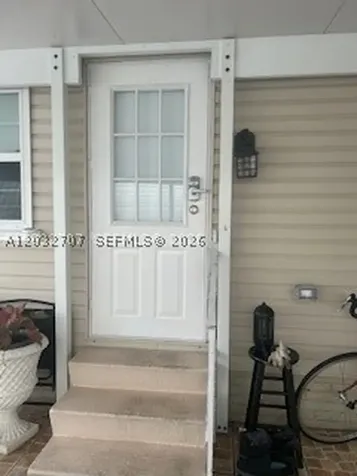 8721 SW 22nd Court Davie FL 33324