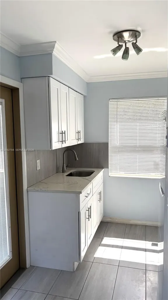 601 S 19th Avenue Hollywood FL 33020