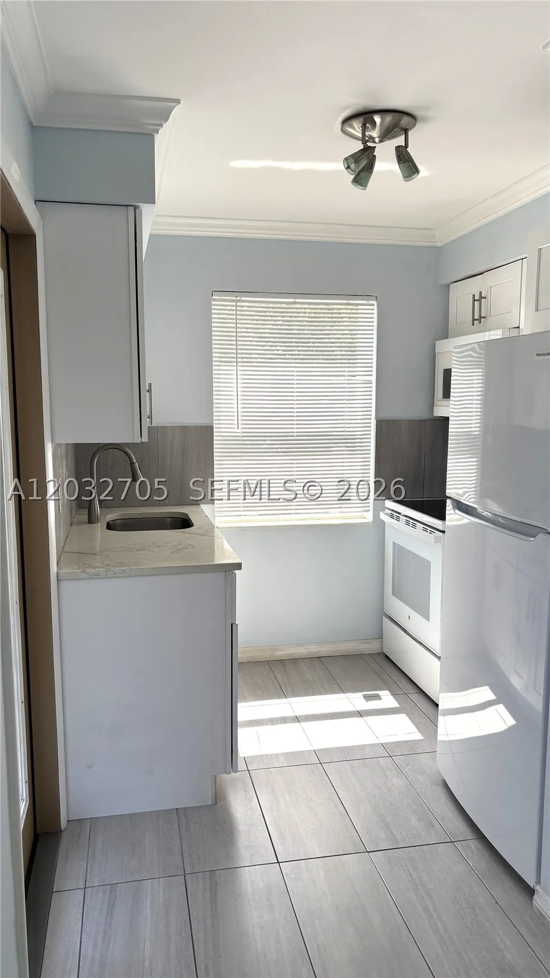 601 S 19th Avenue Hollywood FL 33020