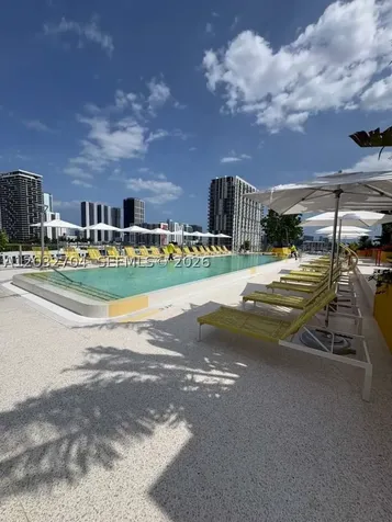 32 St 90 NE Miami FL 33127