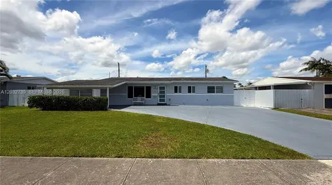 10455 SW 42nd Terrace Miami FL 33165