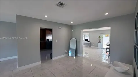 10455 SW 42nd Terrace Miami FL 33165