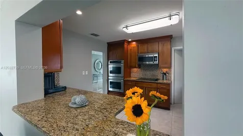 10455 SW 42nd Terrace Miami FL 33165