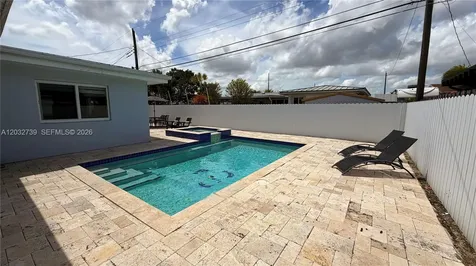 10455 SW 42nd Terrace Miami FL 33165