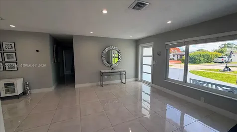 10455 SW 42nd Terrace Miami FL 33165