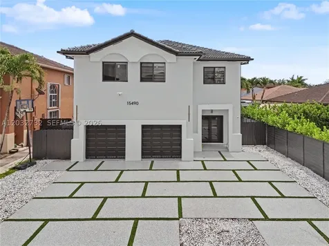 15490 SW 18th Lane Miami FL 33185