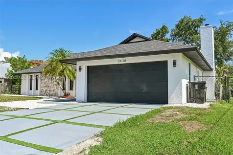 3438 SE Hart Circle Port St. Lucie FL 34984