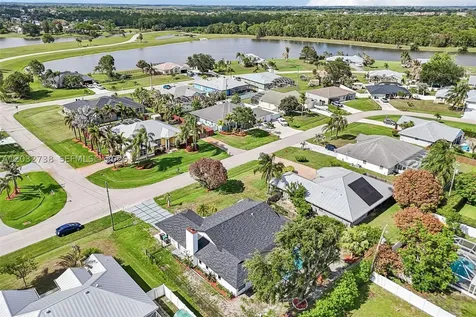 3438 SE Hart Circle Port St. Lucie FL 34984
