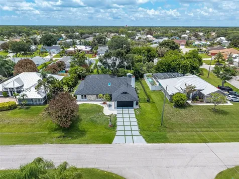 3438 SE Hart Circle Port St. Lucie FL 34984