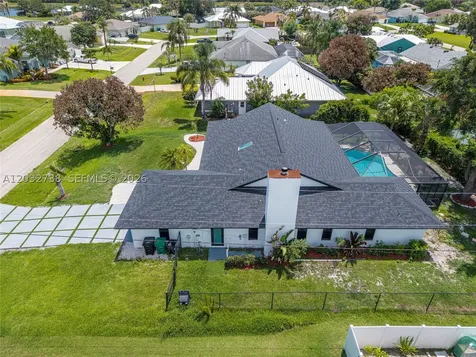 3438 SE Hart Circle Port St. Lucie FL 34984