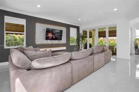 11559 NW 84th Terrace Doral FL 33178