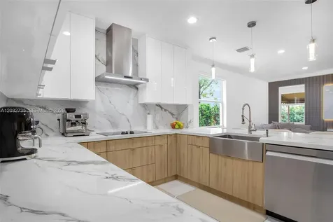 11559 NW 84th Terrace Doral FL 33178